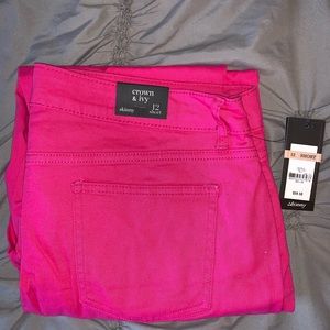 Crown & ivy skinny pants